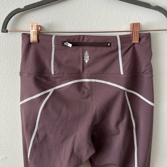 FP Movement You’re A Peach leggings Chaga brown size S - Picture 4 of 16